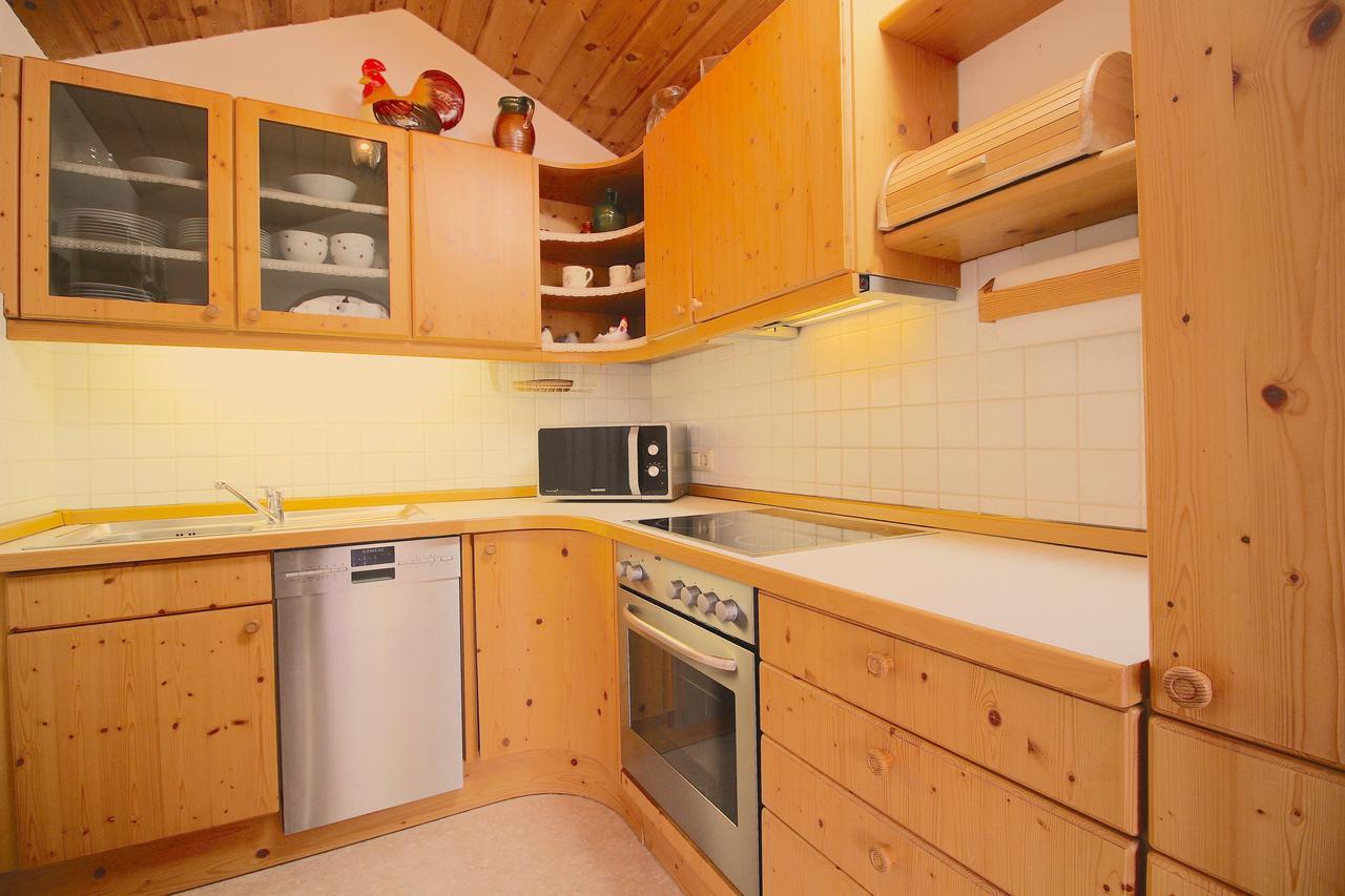 Appartement Lindenschloesschen & Schlossgarten à Garmisch-Partenkirchen Extérieur photo